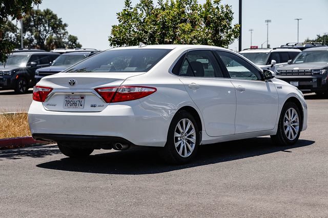 Used 2016 Toyota Camry XLE w/ Moonroof Package FWD image 5