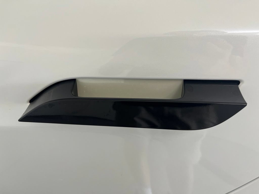 Used 2023 Tesla Model S Plaid AWD/4WD image 39