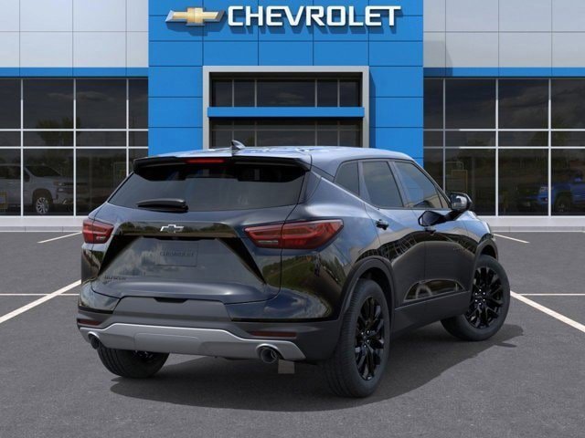 New 2025 Chevrolet Blazer LT w/ LPO, Black Sport Package image 4