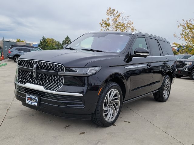 Certified 2025 Lincoln Navigator Reserve AWD/4WD image 7
