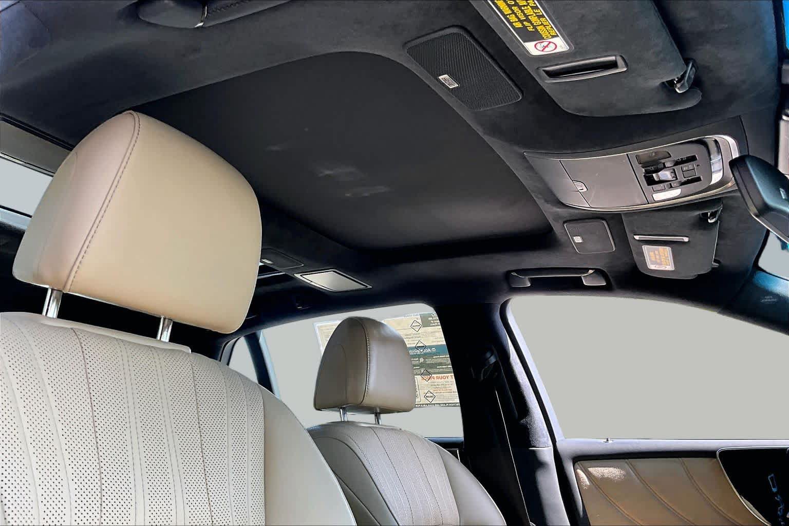Used 2022 Lexus LS 500 AWD w/ Interior Upgrade Package image 14