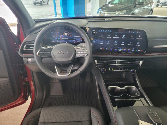 New 2026 Chevrolet Traverse Z71 w/ Driver Confidence Package image 3