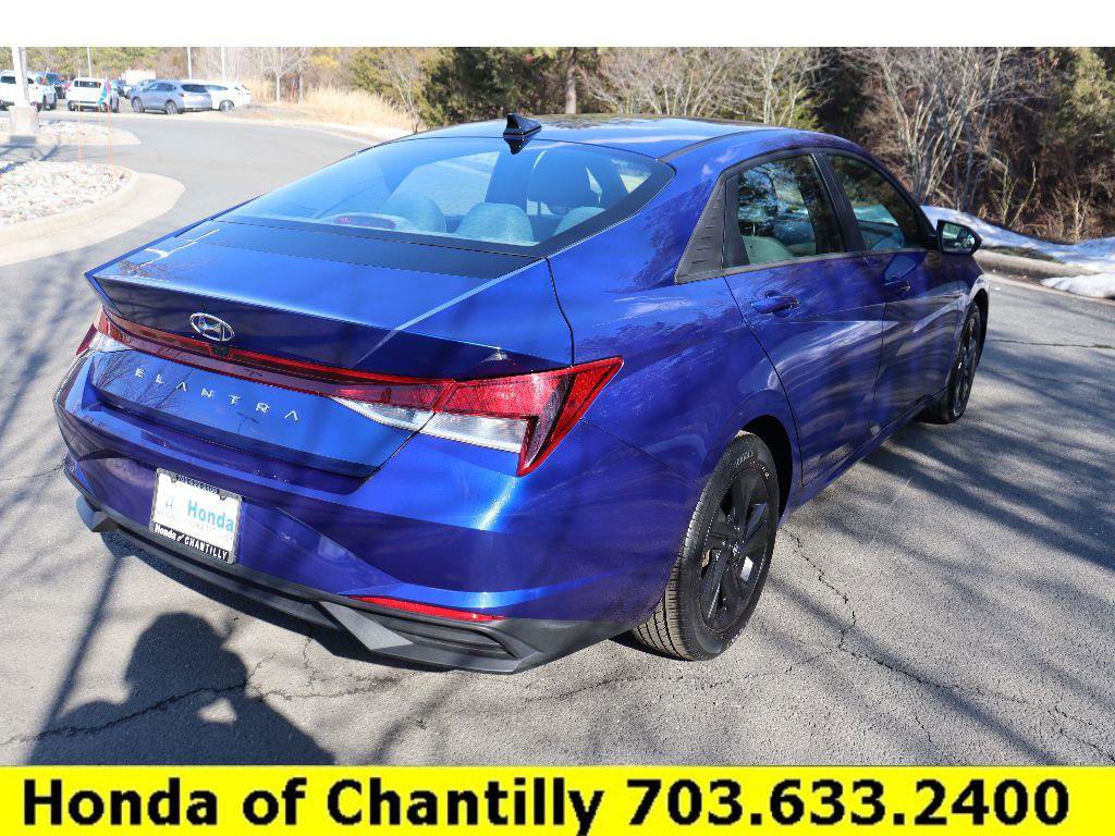 Used 2021 Hyundai Elantra SEL image 7
