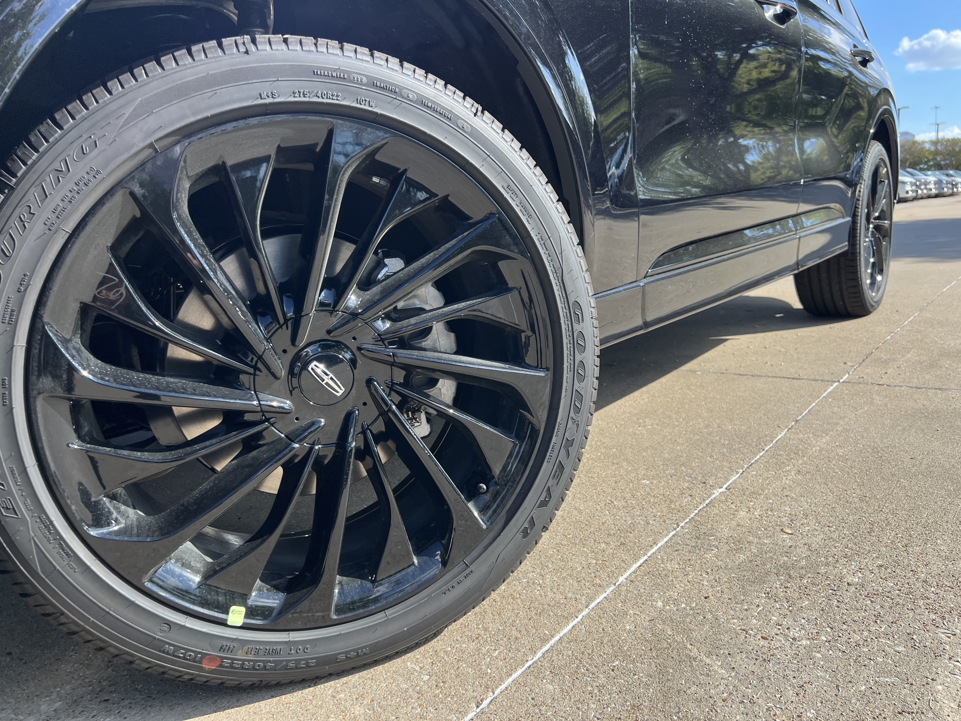 New 2027 Lincoln Aviator Reserve AWD/4WD image 13