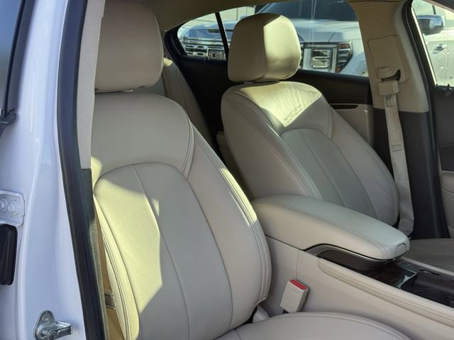 Used 2016 Buick LaCrosse Leather FWD image 19