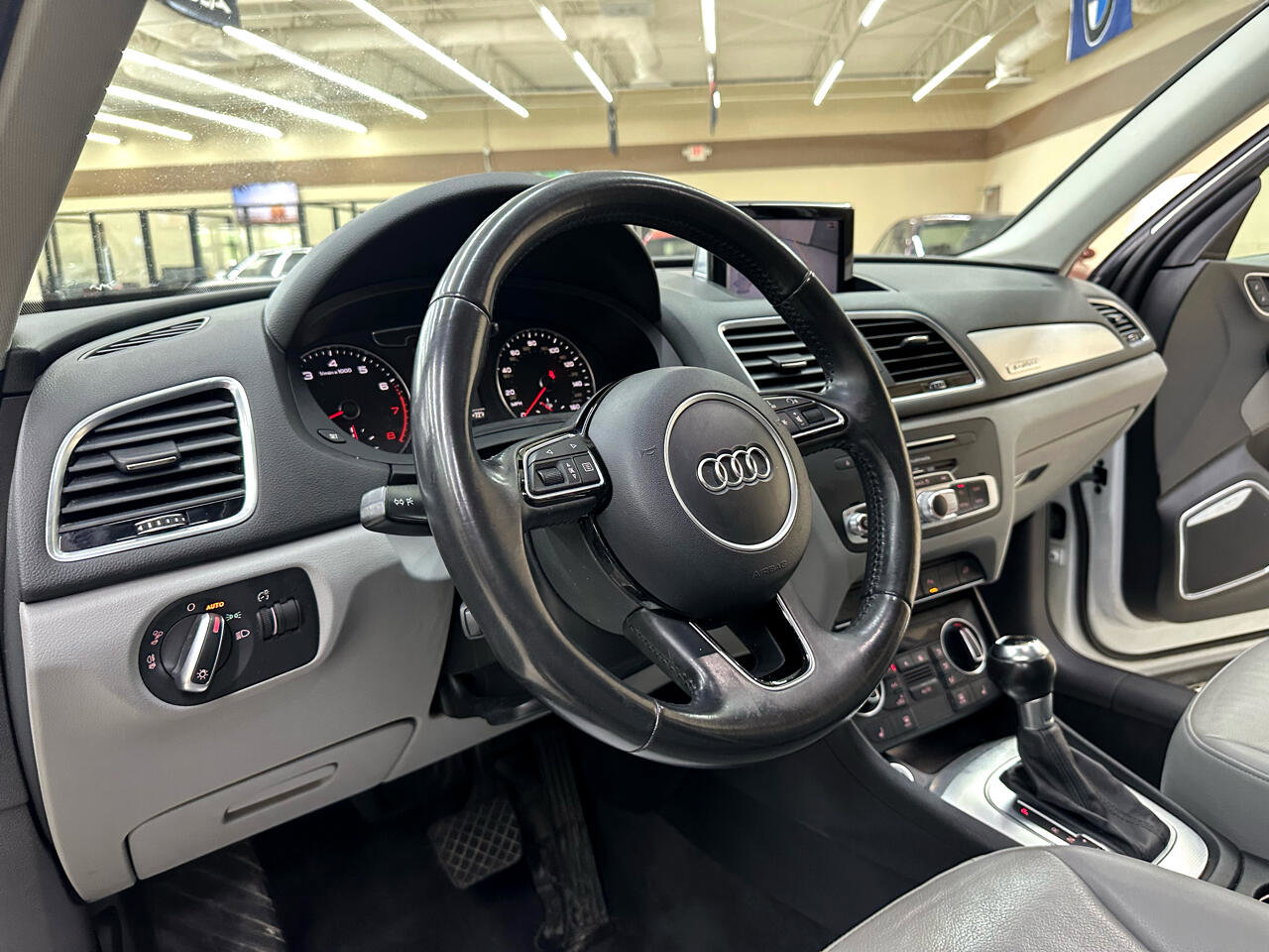 Used 2016 Audi Q3 2.0T Prestige w/ Prestige Package image 20