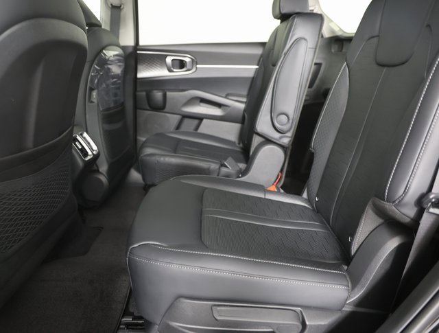 New 2025 Kia Sorento EX w/ EX Panoramic Sunroof Package image 11