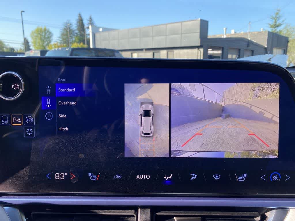Used 2025 Chevrolet Equinox EV LT w/ Convenience Package FWD image 24
