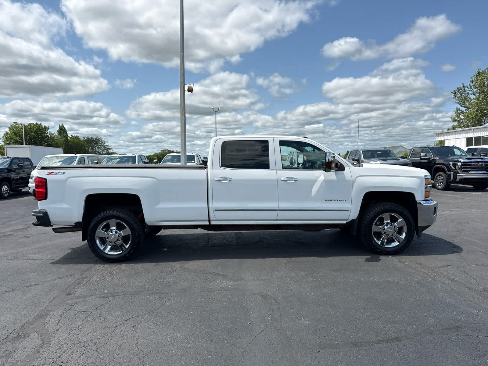 Used 2015 Chevrolet Silverado 2500 LTZ w/ Z71 Package, Off-Road AWD/4WD image 6