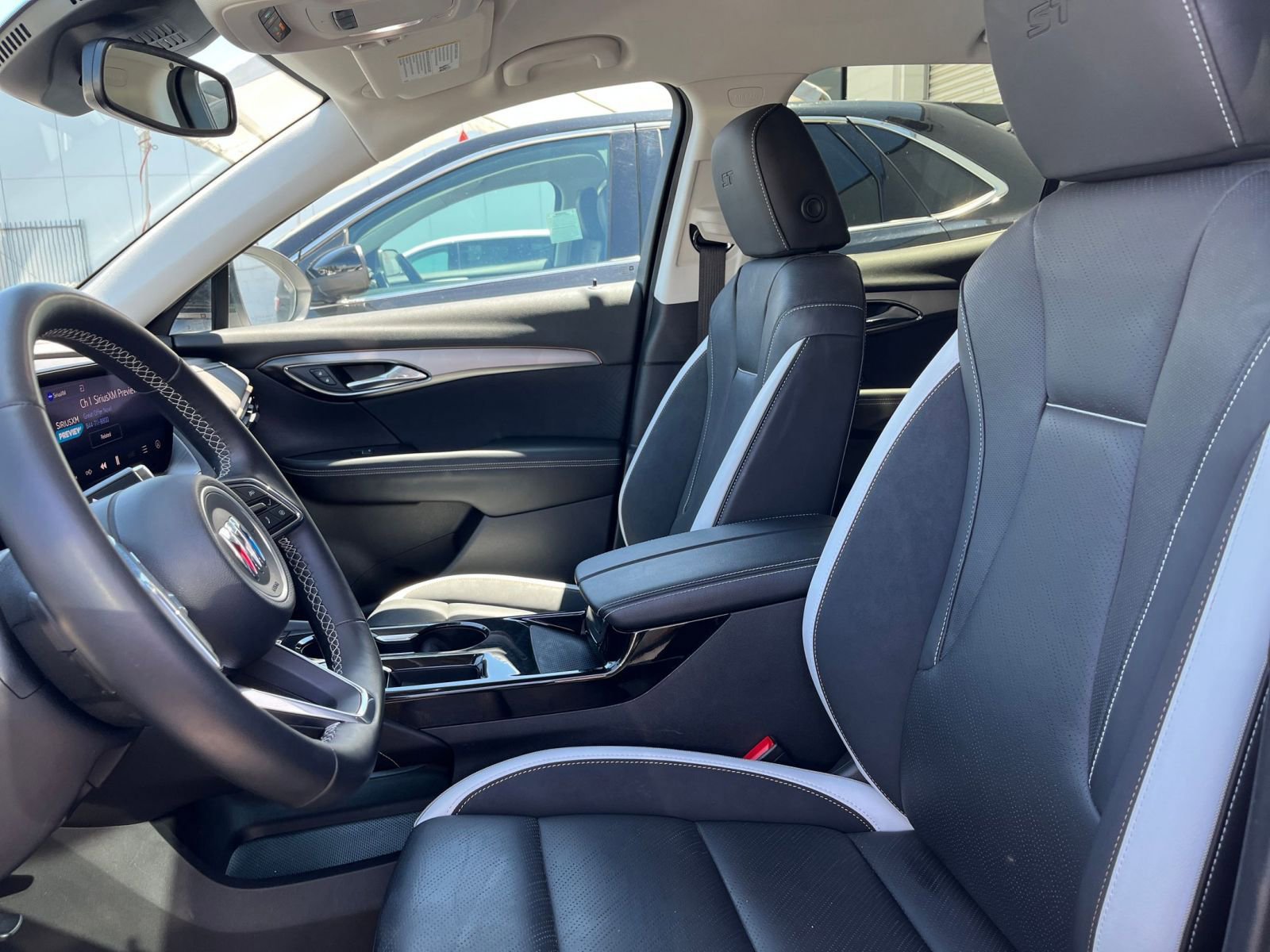 Used 2024 Buick Envision Sport Touring image 27