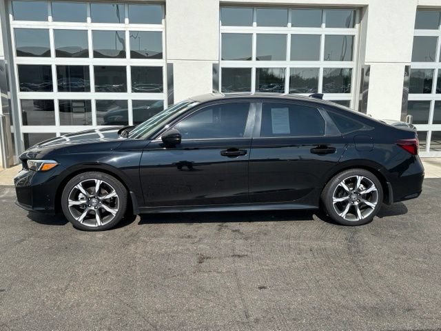 Used 2025 Honda Civic Sport Touring image 3