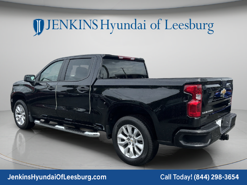 Used 2026 Chevrolet Silverado 1500 Custom RWD image 7