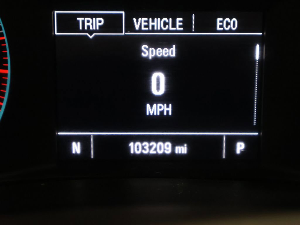 Used 2021 Chevrolet Malibu LT image 39