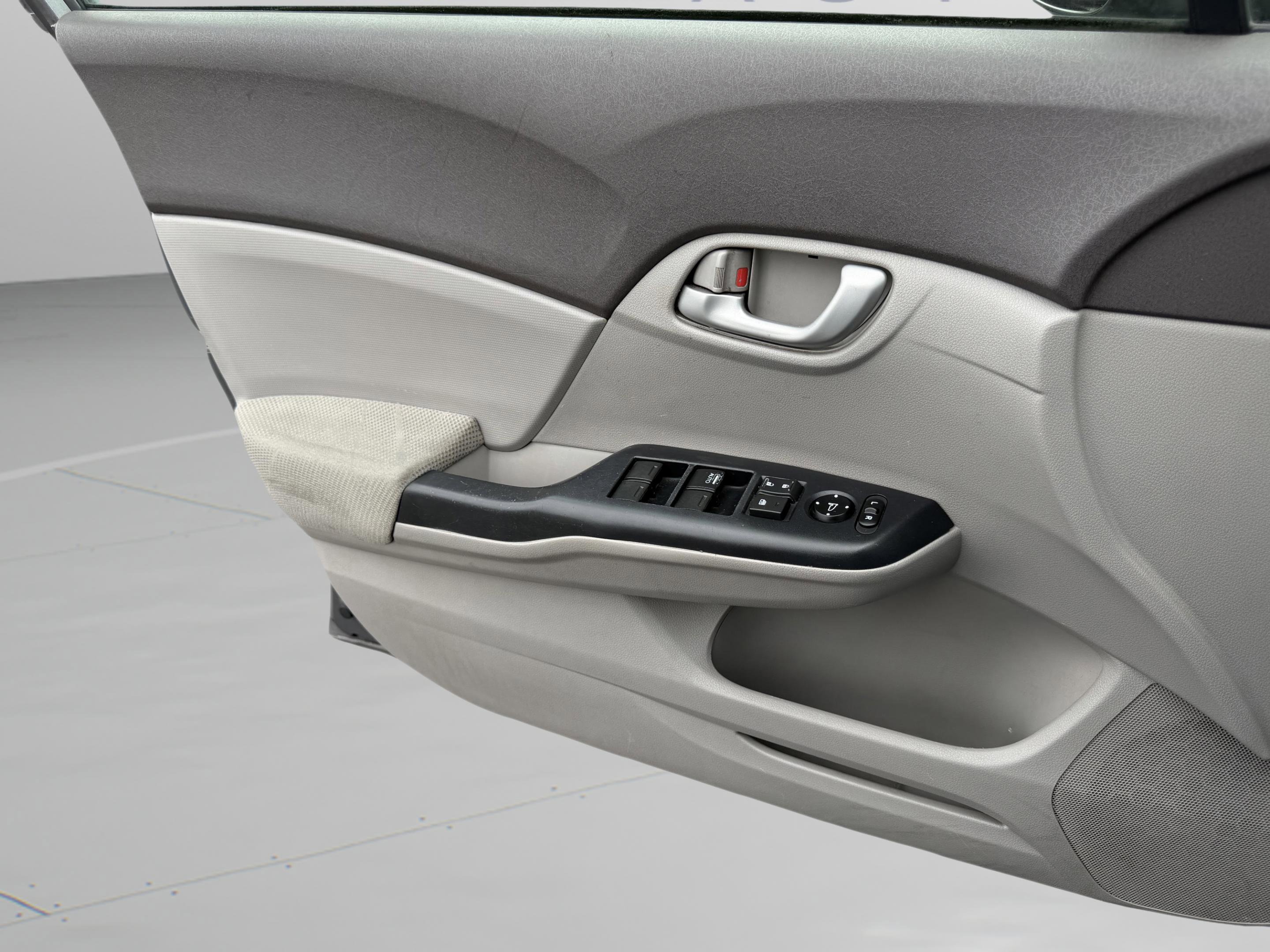Used 2012 Honda Civic LX image 18
