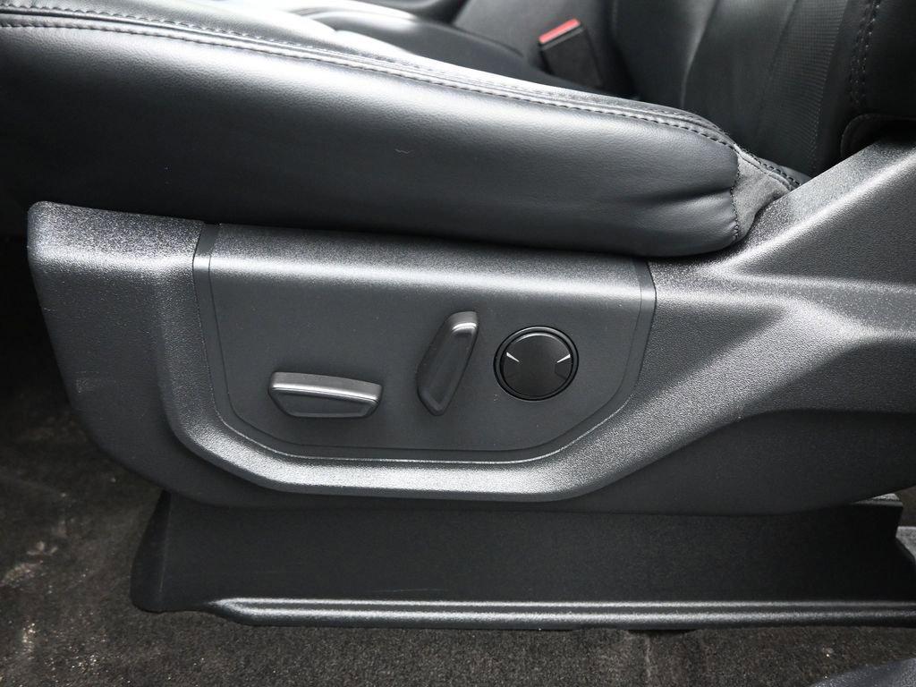 Certified 2023 Ford Expedition Max XLT image 11