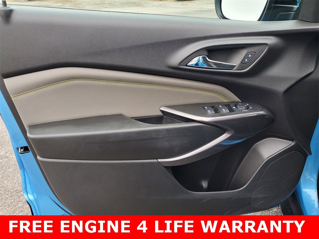 Used 2025 Chevrolet Trax ACTIV w/ Driver Confidence Package image 8