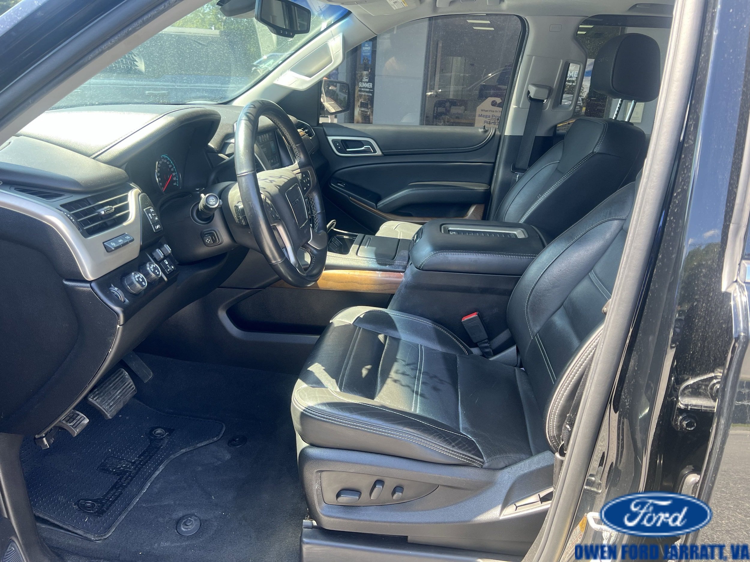 Used 2020 GMC Yukon XL Denali AWD/4WD image 9