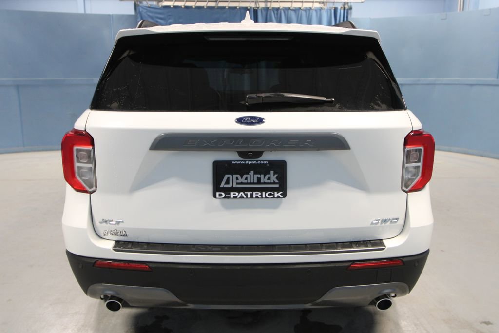 Used 2023 Ford Explorer XLT w/ Equipment Group 202A image 31