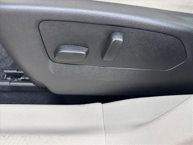 Used 2022 Buick Envision Avenir w/ Technology Package II image 24