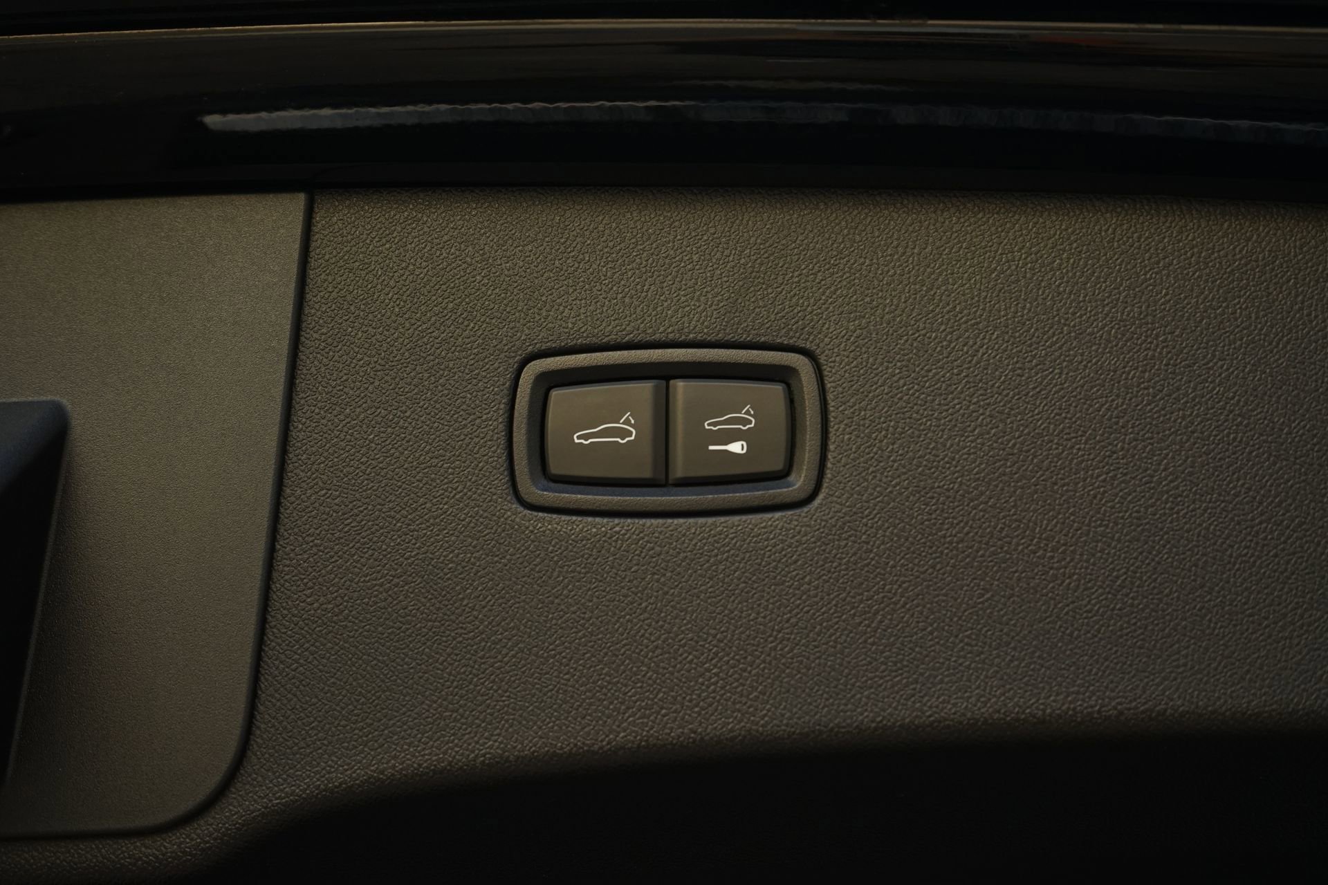 Used 2024 Porsche Cayenne Turbo GT image 39