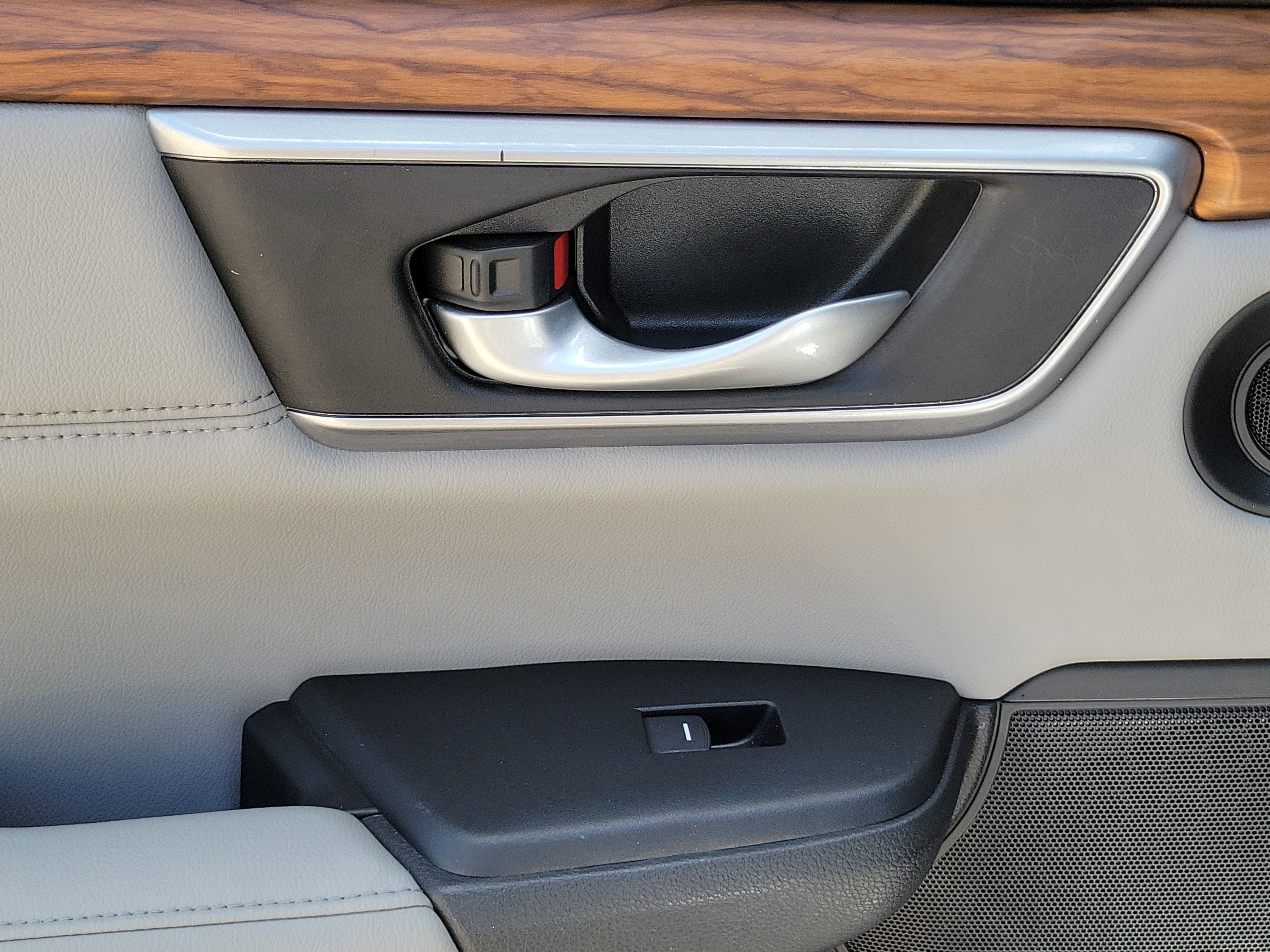Used 2022 Honda CR-V EX-L image 14