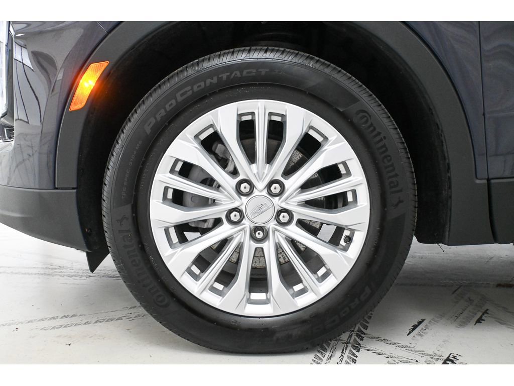 Certified 2024 Cadillac XT4 Luxury w/ Cold Weather Package image 22