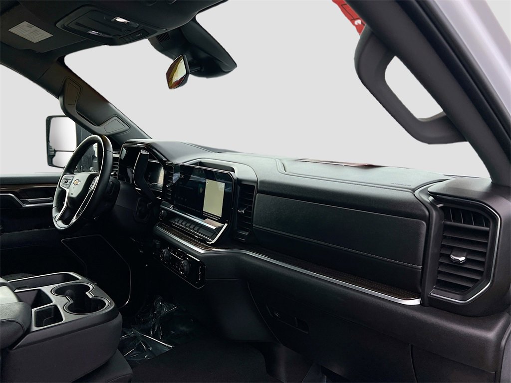 Used 2024 Chevrolet Silverado 2500 LT image 26