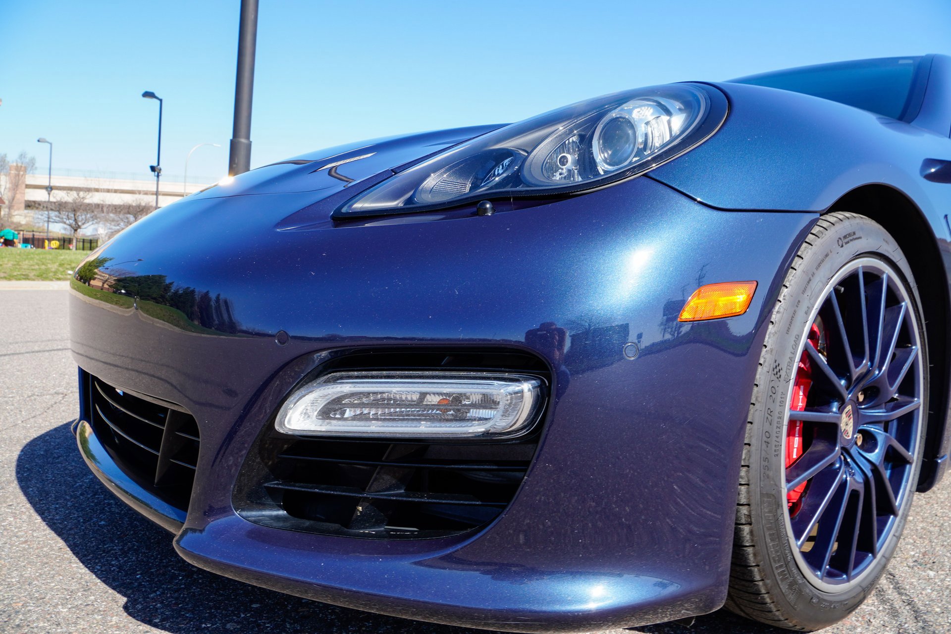 Used 2013 Porsche Panamera GTS image 23