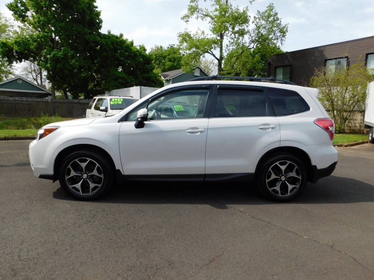 Used 2014 Subaru Forester 2.0XT Touring AWD/4WD image 25
