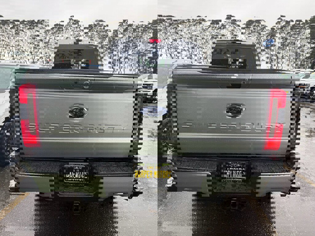 Used 2024 Ford F350 Lariat w/ Sport Appearance Package image 6