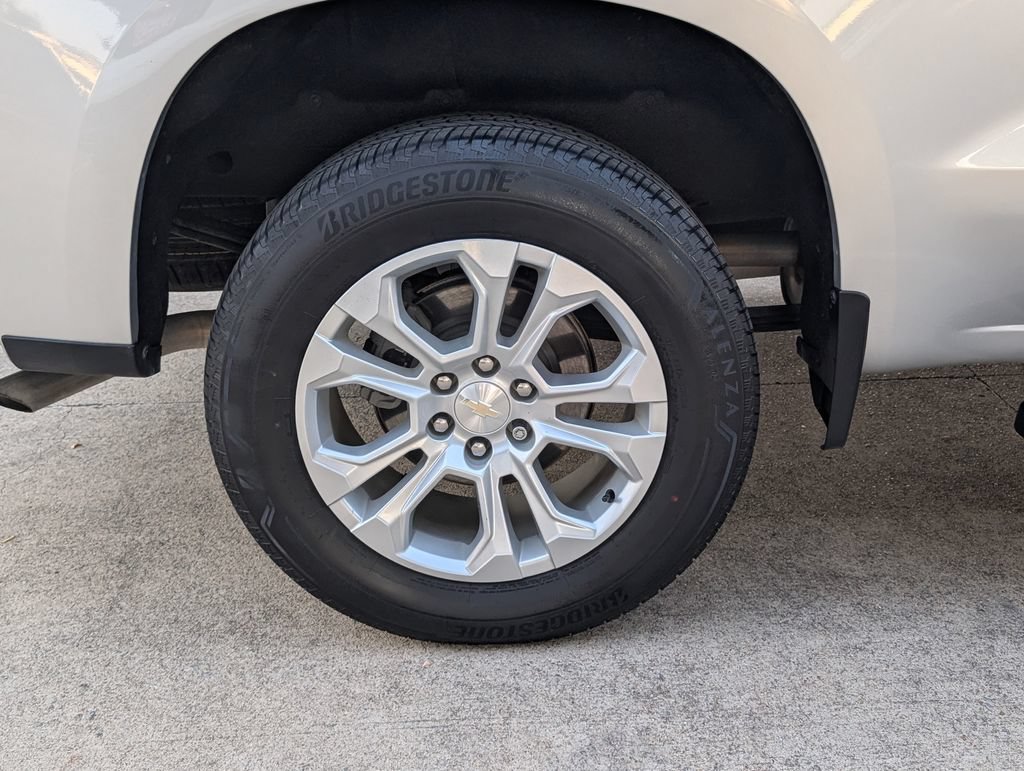 Certified 2022 Chevrolet Silverado 1500 LTZ w/ Technology Package RWD image 3