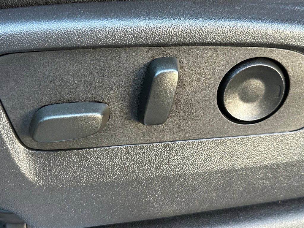 Used 2024 GMC Sierra 1500 SLT w/ SLT Premium Plus Package image 24