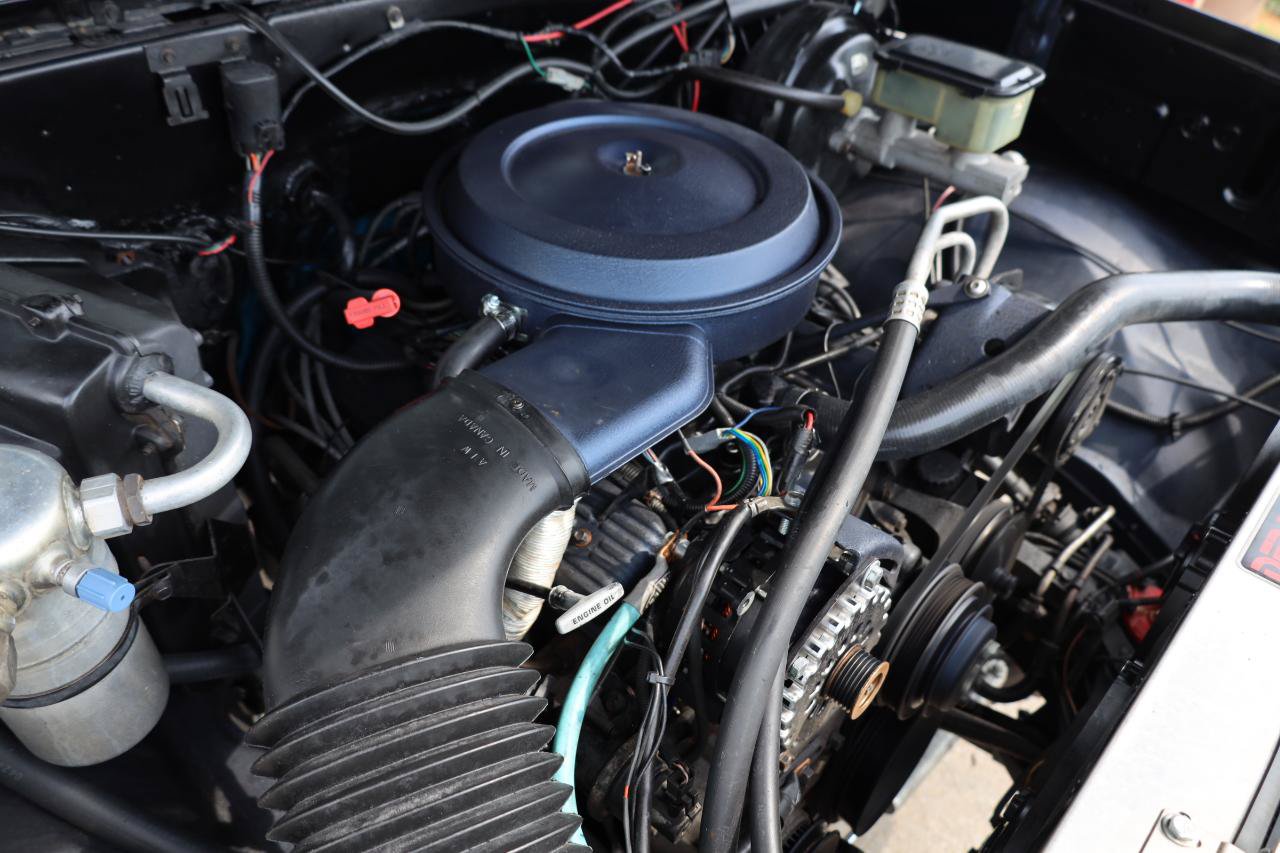 Used 1988 GMC Jimmy 4WD image 7
