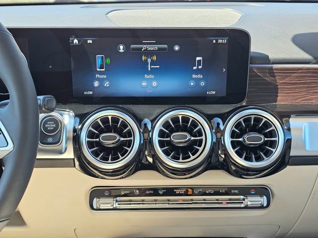 New 2026 Mercedes-Benz GLB 250 4MATIC image 33