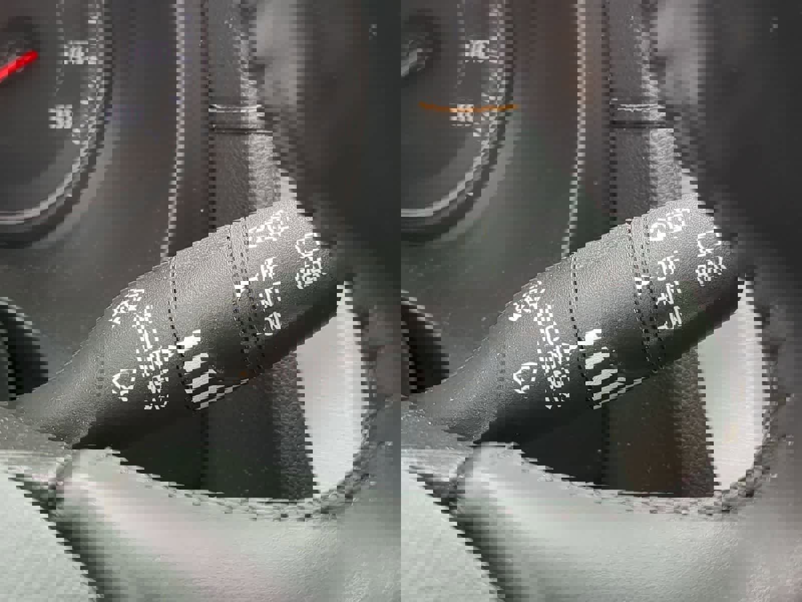 Used 2020 GMC Terrain SLE w/ LPO, Floor Liner Package image 25