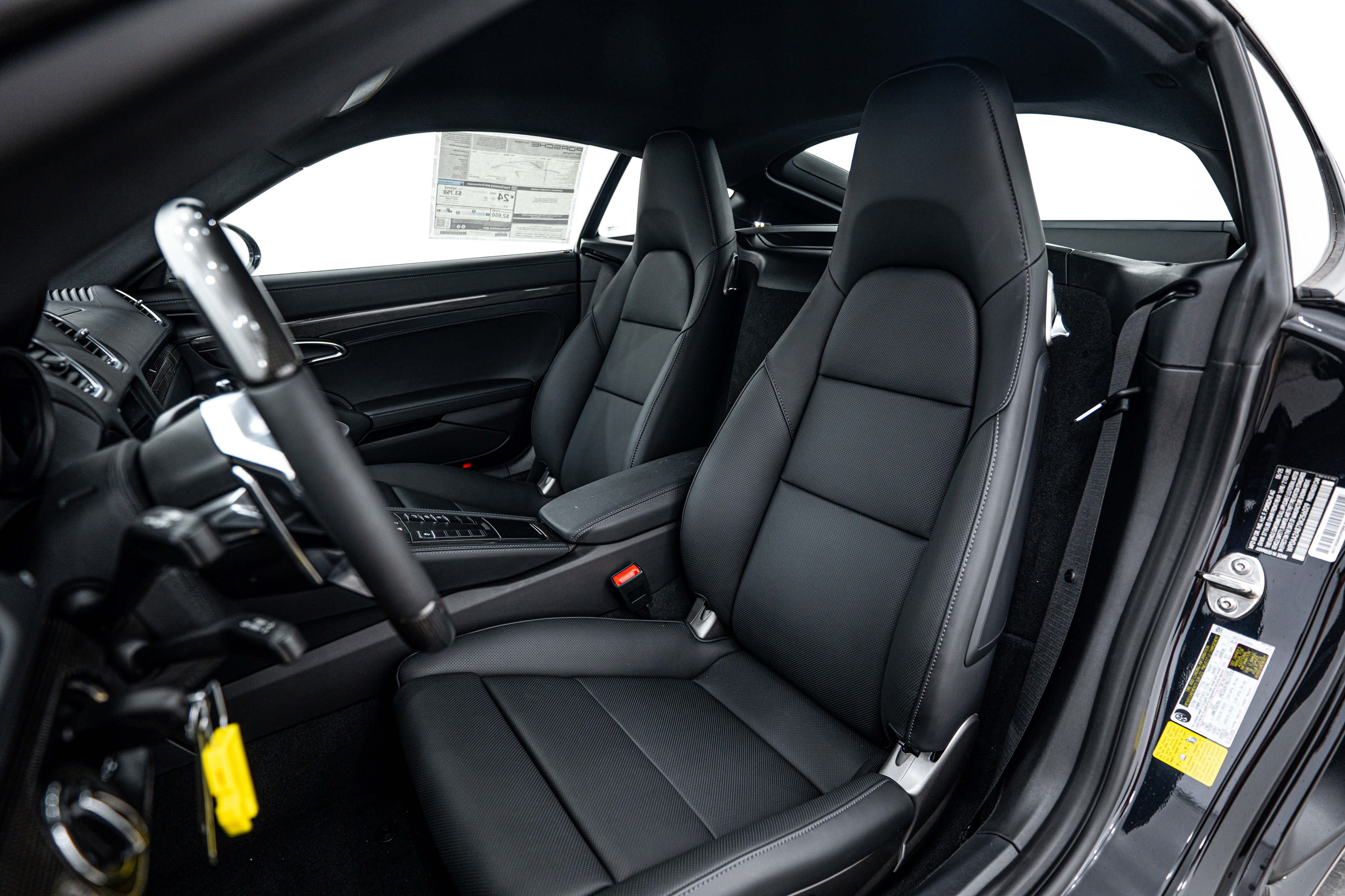 Certified 2025 Porsche 718 Cayman image 5