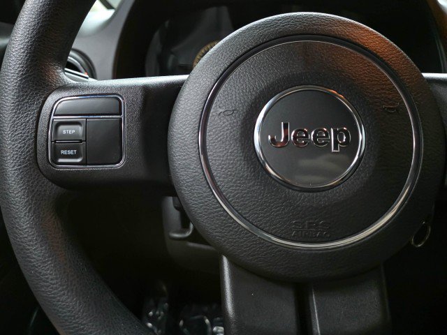Used 2015 Jeep Patriot Sport w/ Power Value Group FWD image 18
