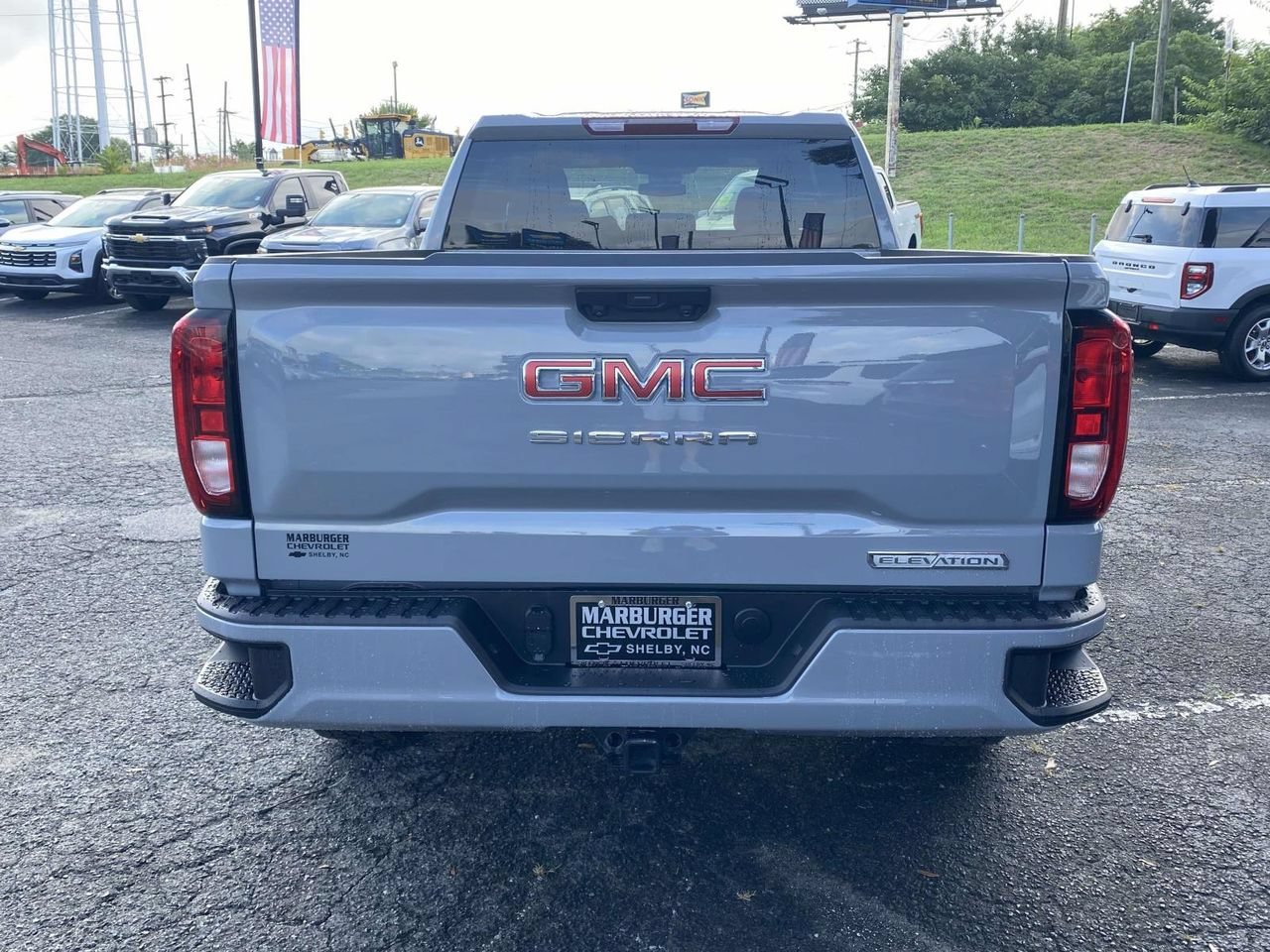 Used 2024 GMC Sierra 1500 Elevation AWD/4WD image 5