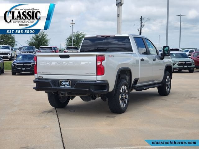 Used 2021 Chevrolet Silverado 2500 Custom w/ Custom Value Package AWD/4WD image 10