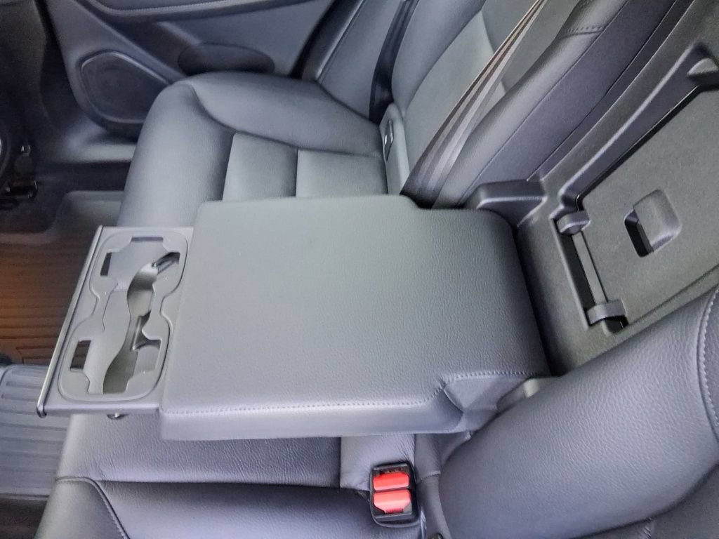 Used 2025 Volvo XC60 T8 Plus w/ Climate Package AWD/4WD image 31