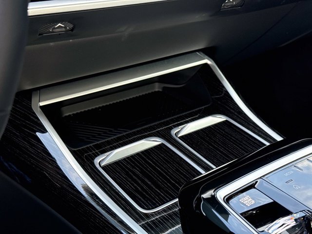 Used 2026 BMW 740i RWD image 30
