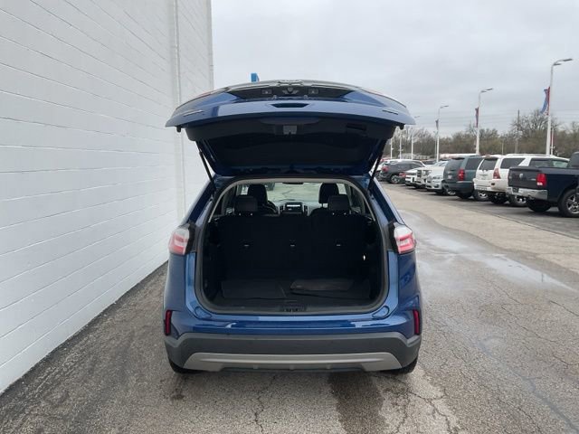 Used 2023 Ford Edge SEL image 7