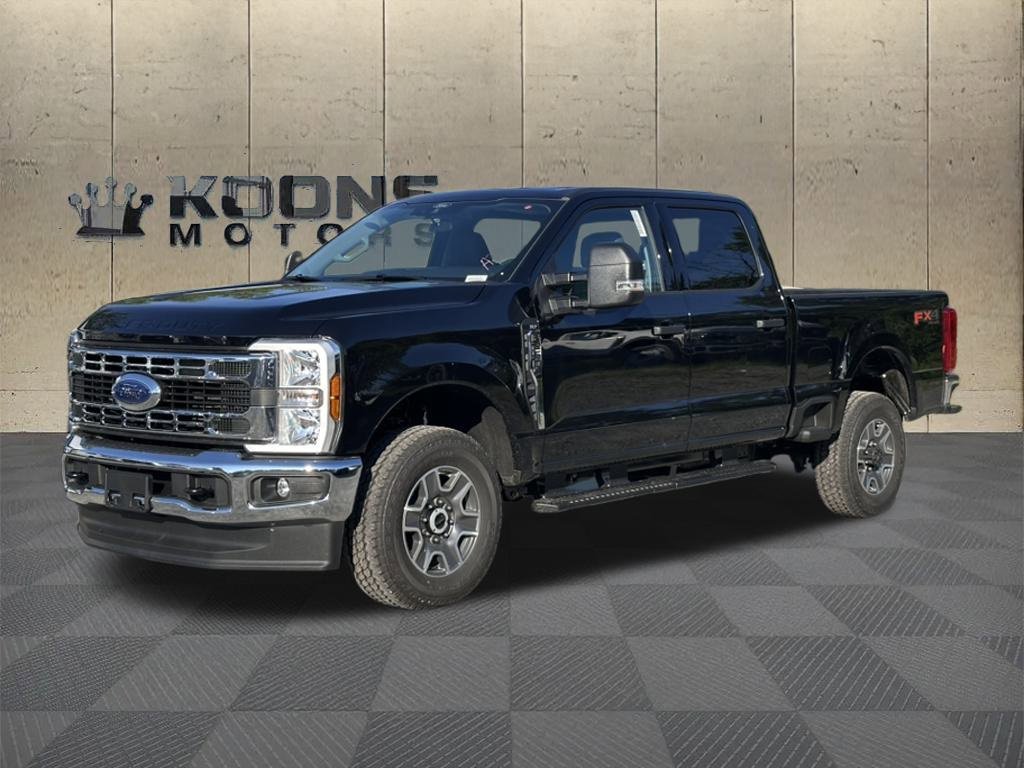 New 2025 Ford F250 XLT w/ FX4 Off-Road Package