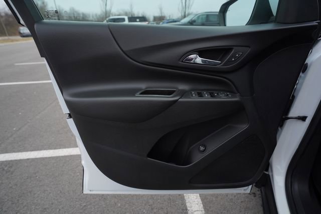 Used 2022 Chevrolet Equinox LT w/ Driver Convenience Package image 15