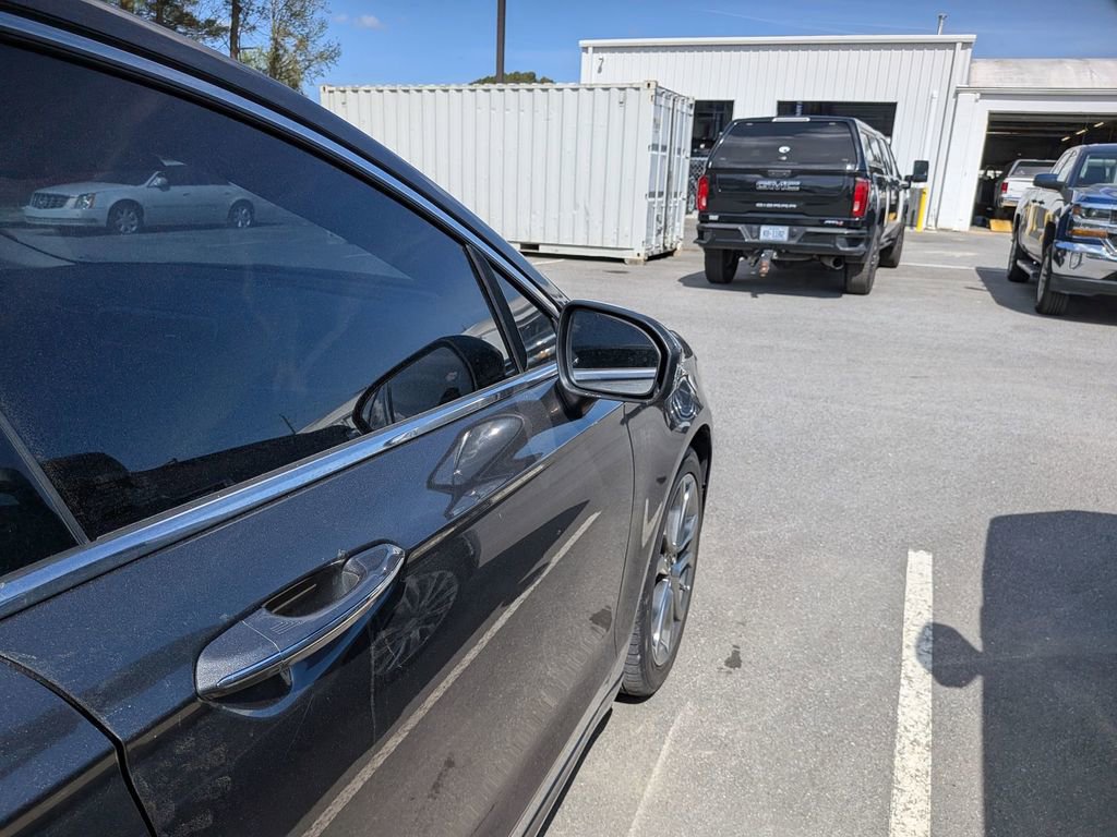 Used 2019 Ford Fusion SEL image 11