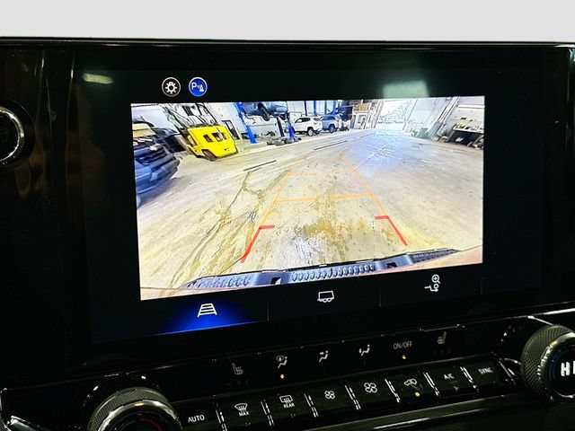 New 2026 Chevrolet Colorado Trail Boss AWD/4WD image 17