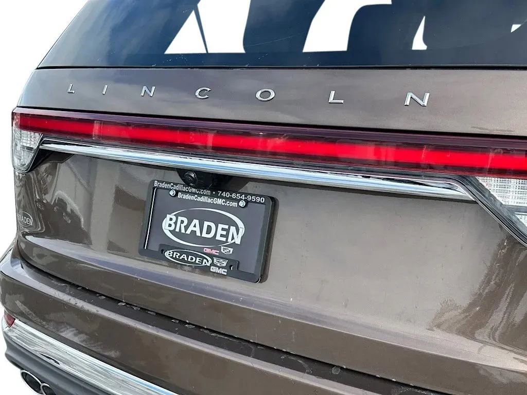 Used 2022 Lincoln Aviator Reserve w/ Equipment Group 201A image 9