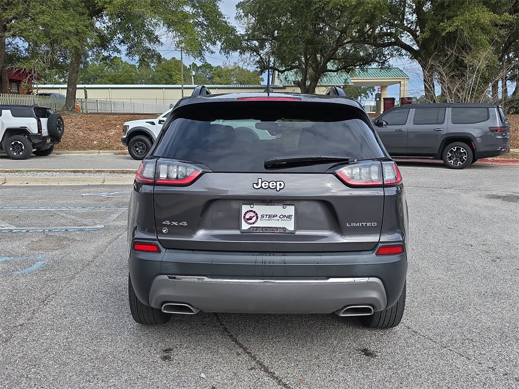Used 2022 Jeep Cherokee Limited image 6