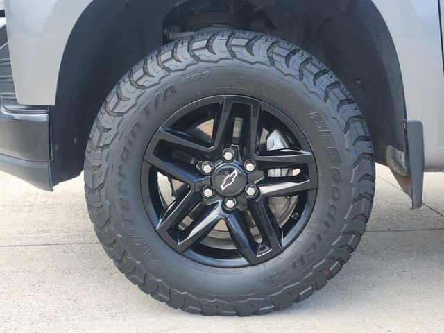 Used 2022 Chevrolet Silverado 1500 LT Trail Boss w/ Safety Package AWD/4WD image 10