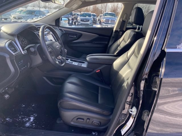 Used 2024 Nissan Murano SV AWD/4WD image 17